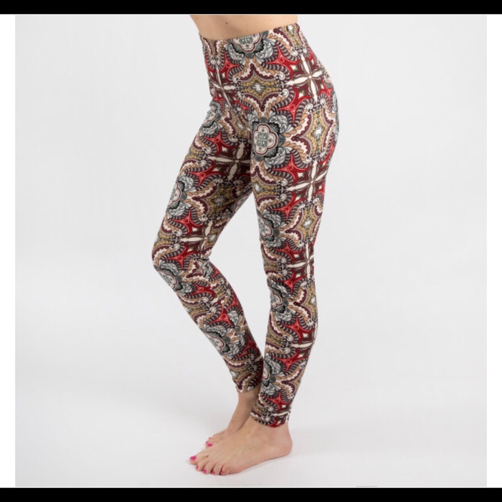 Comfortable and Soft Printed Leggings New One Size